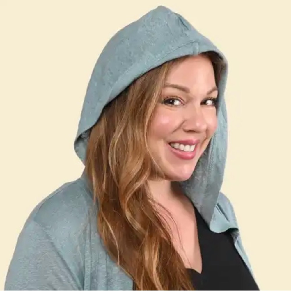 Women’s Linen Hooded Cardigan - Picture 2 of 12